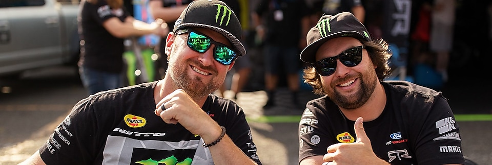 Gittin Jr. and DeNofa in a picture
