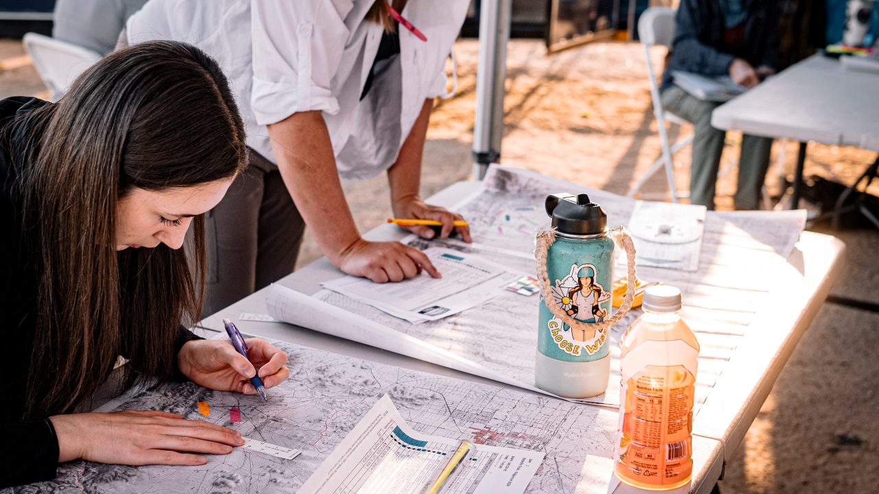 Rebelle U Participants Focusing On Route Planning