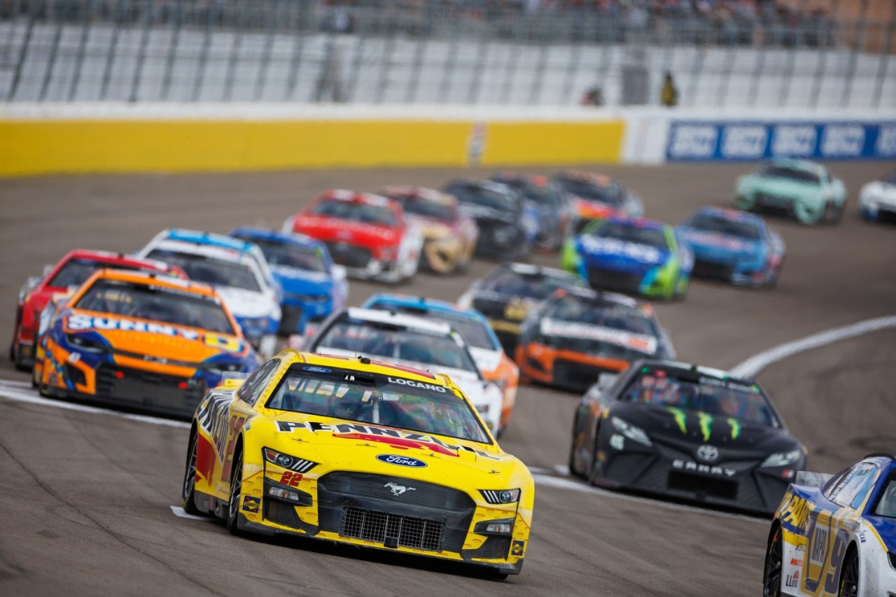 Larry Chen captures Joey Logano in action during a NASCAR race