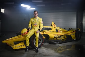 Scott McLaughlin and iconic "Yellow Submarine"