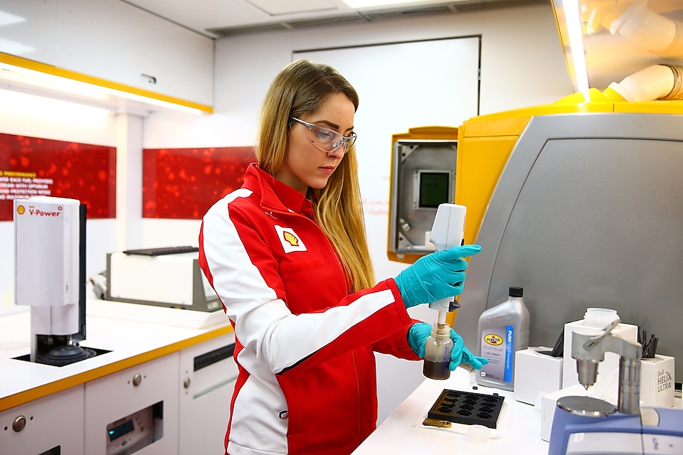 Shell y Pennzoil mejoran el rendimiento de la Escudería Ferrari