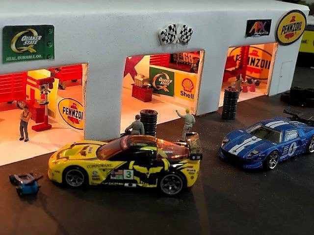 Les voitures de course miniatures de Michael #2