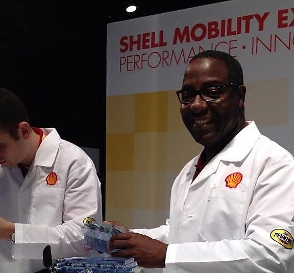Michael Ambassadeur technique au Grand Prix Shell-Pennzoil de la course automobile Indy à Houston