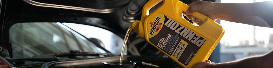 Découvrez ce qu’un expert en lubrifiants Pennzoil affirme au sujet de la relation entre l’huile moteur et les filtres à huile.