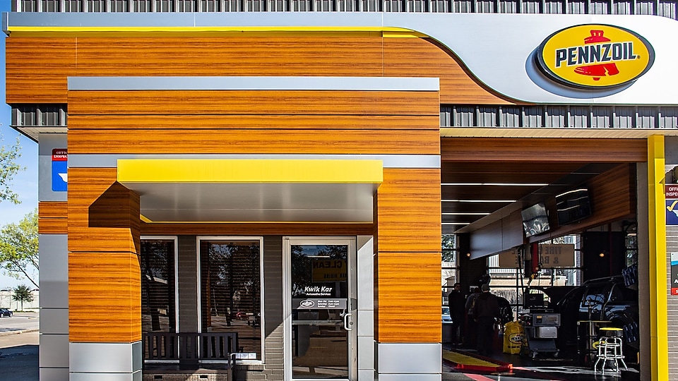 exterior view of a Pennzoil-brand automotive shop.