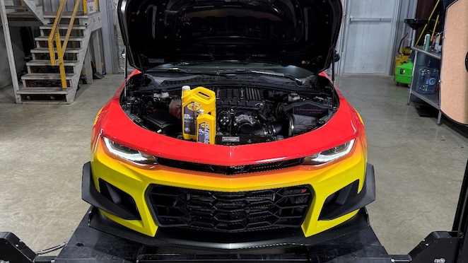 Des rallyes qui traversent le pays d’un océan à l’autre jusqu’aux séances de réglage en fin de soirée, les aventures de Jack sont propulsées par Pennzoil.