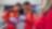 Les pilotes de formule 1 de scuderia ferrari, charles leclerc et carlos sainz, dans le laboratoire de piste shell