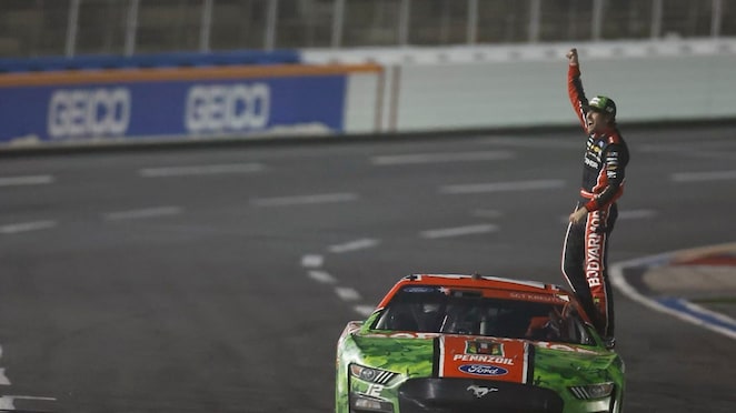 Ryan blaney célèbre sa victoire à la course coca-cola 600 2023