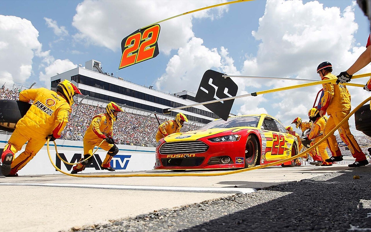Équipe de course au puits Pennzoil de Joey Logano