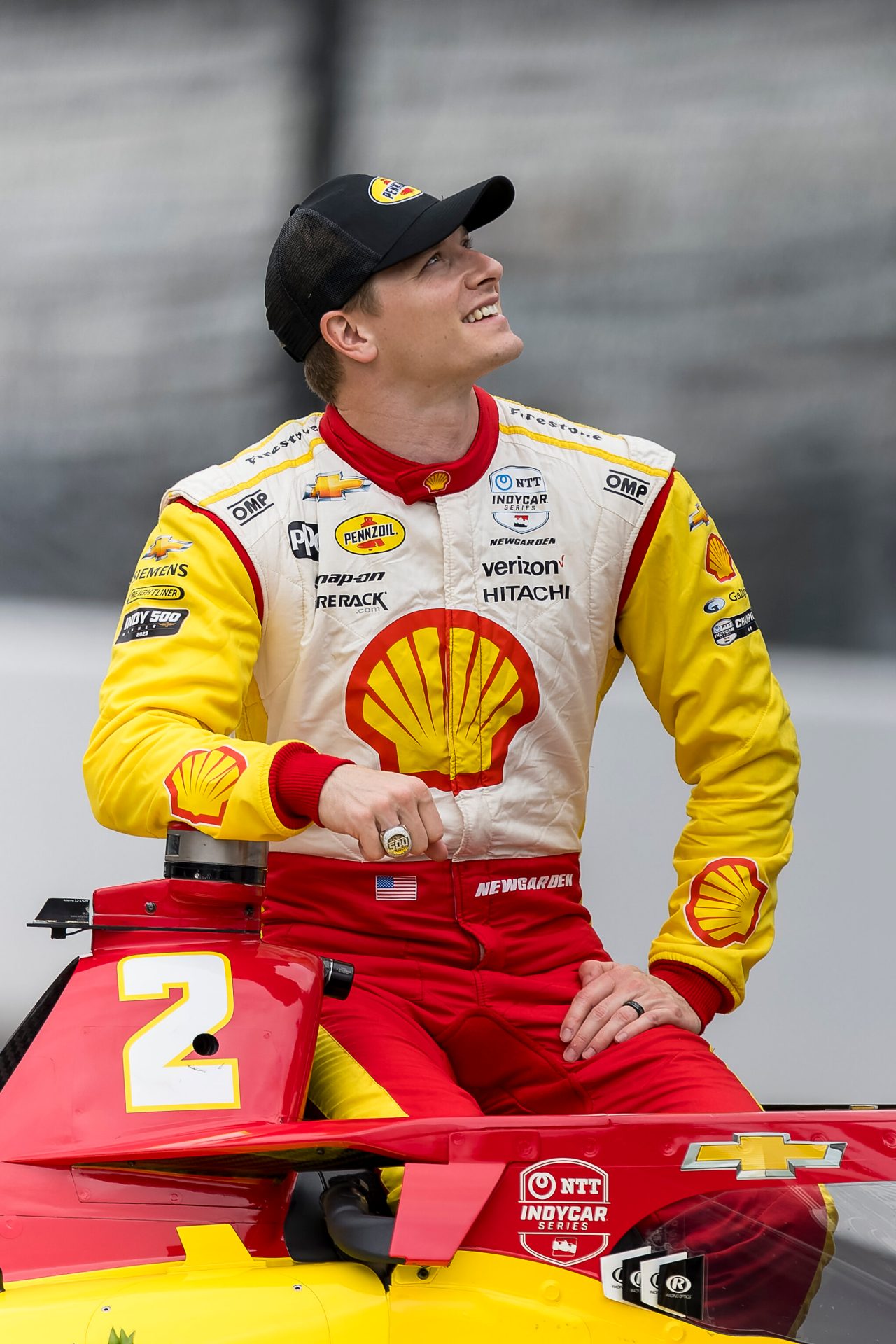 Le trophée Borg-Warner est une icône dans le milieu du sport automobile; il est décerné à Joseph Newgarden et à l’équipe Penske, vainqueurs de l’Indianapolis 500.